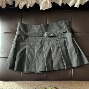 Zara Gray Pleated Mini Skirt (skort)